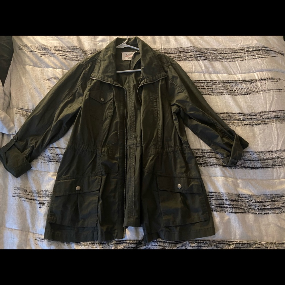 Green two pocket jacket